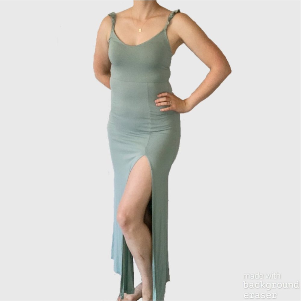 Forever 21 Sage Ruffle Sleeve Maxi Dress Size S